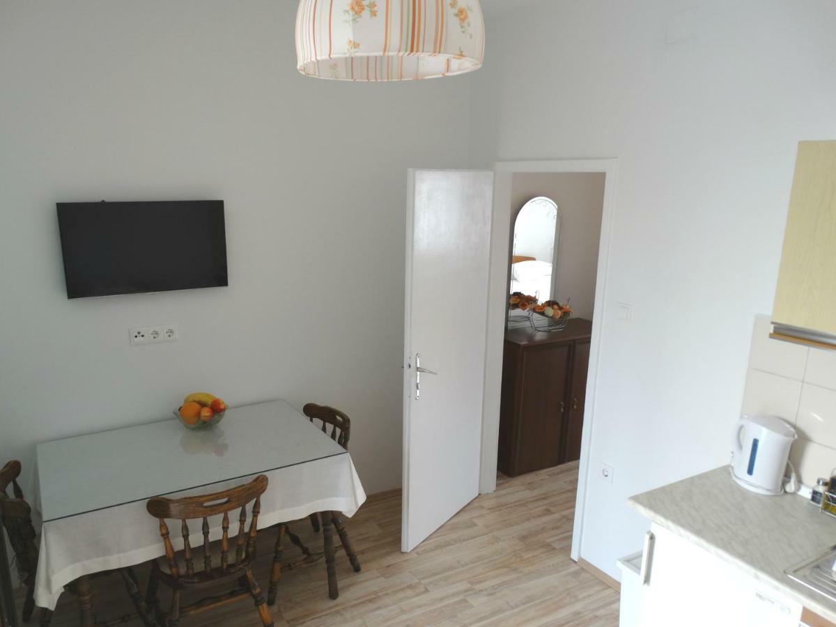 Marina Apartments Kastela Ngoại thất bức ảnh