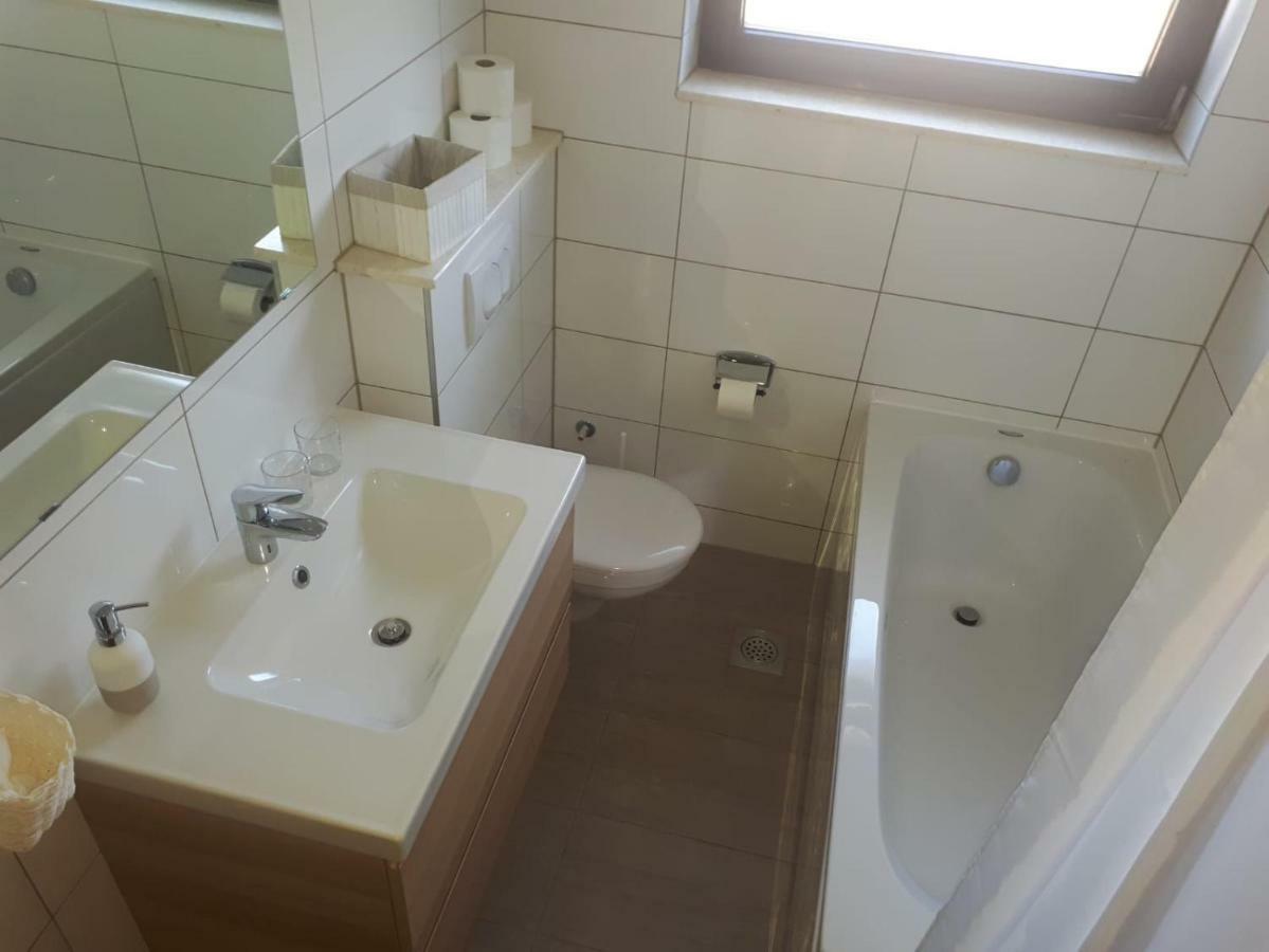 Marina Apartments Kastela Ngoại thất bức ảnh